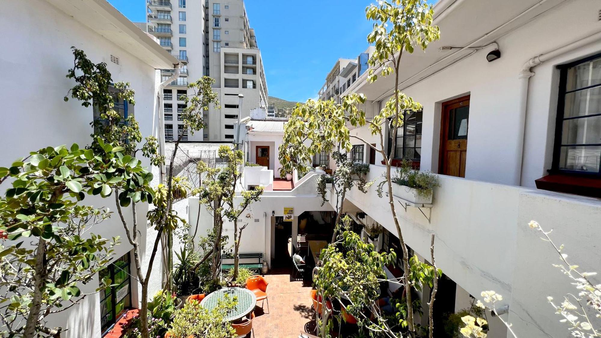 Long Street Backpackers (Adults Only) Hostel Kaapstad Buitenkant foto