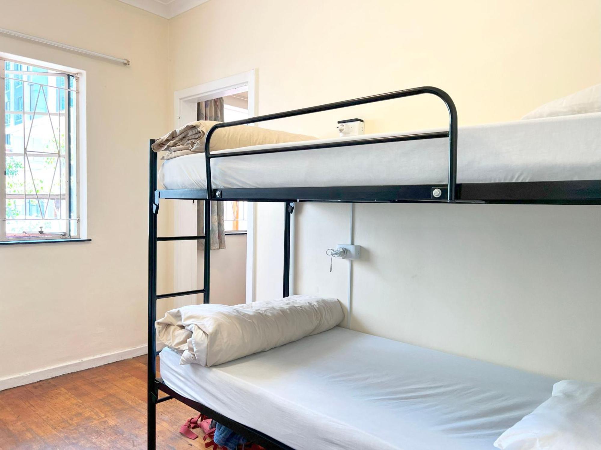 Long Street Backpackers (Adults Only) Hostel Kaapstad Buitenkant foto