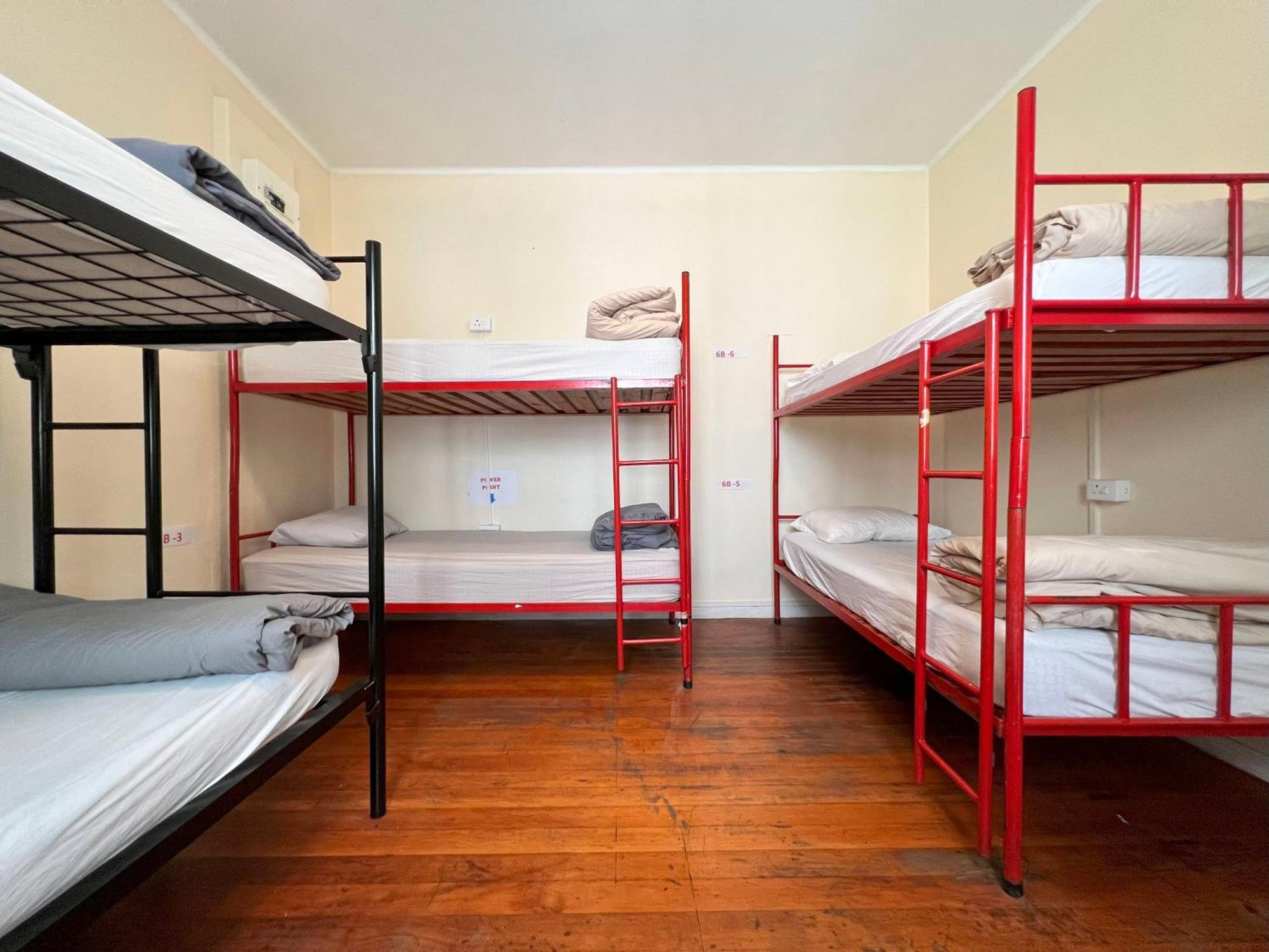 Long Street Backpackers (Adults Only) Hostel Kaapstad Buitenkant foto