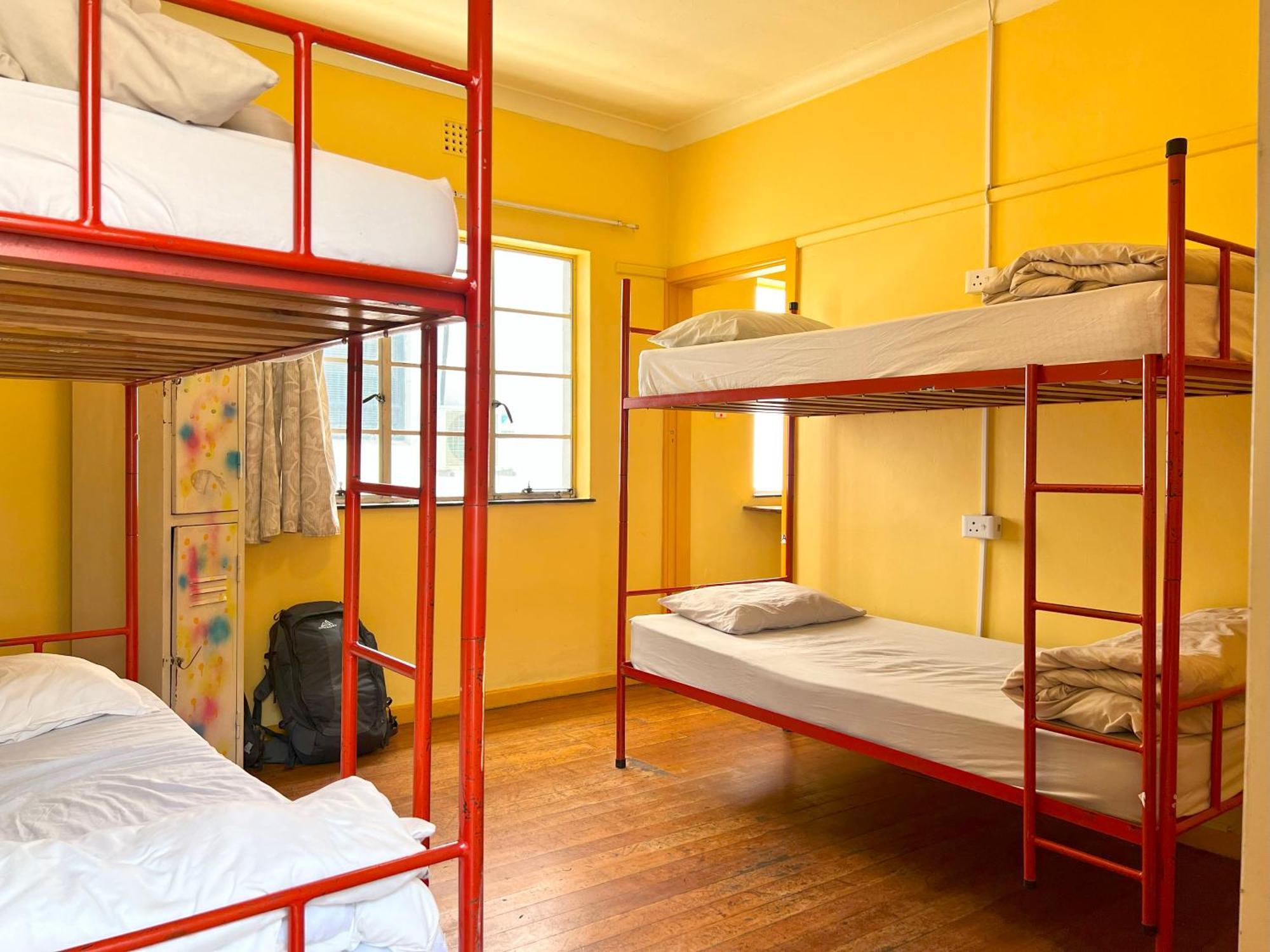 Long Street Backpackers (Adults Only) Hostel Kaapstad Buitenkant foto