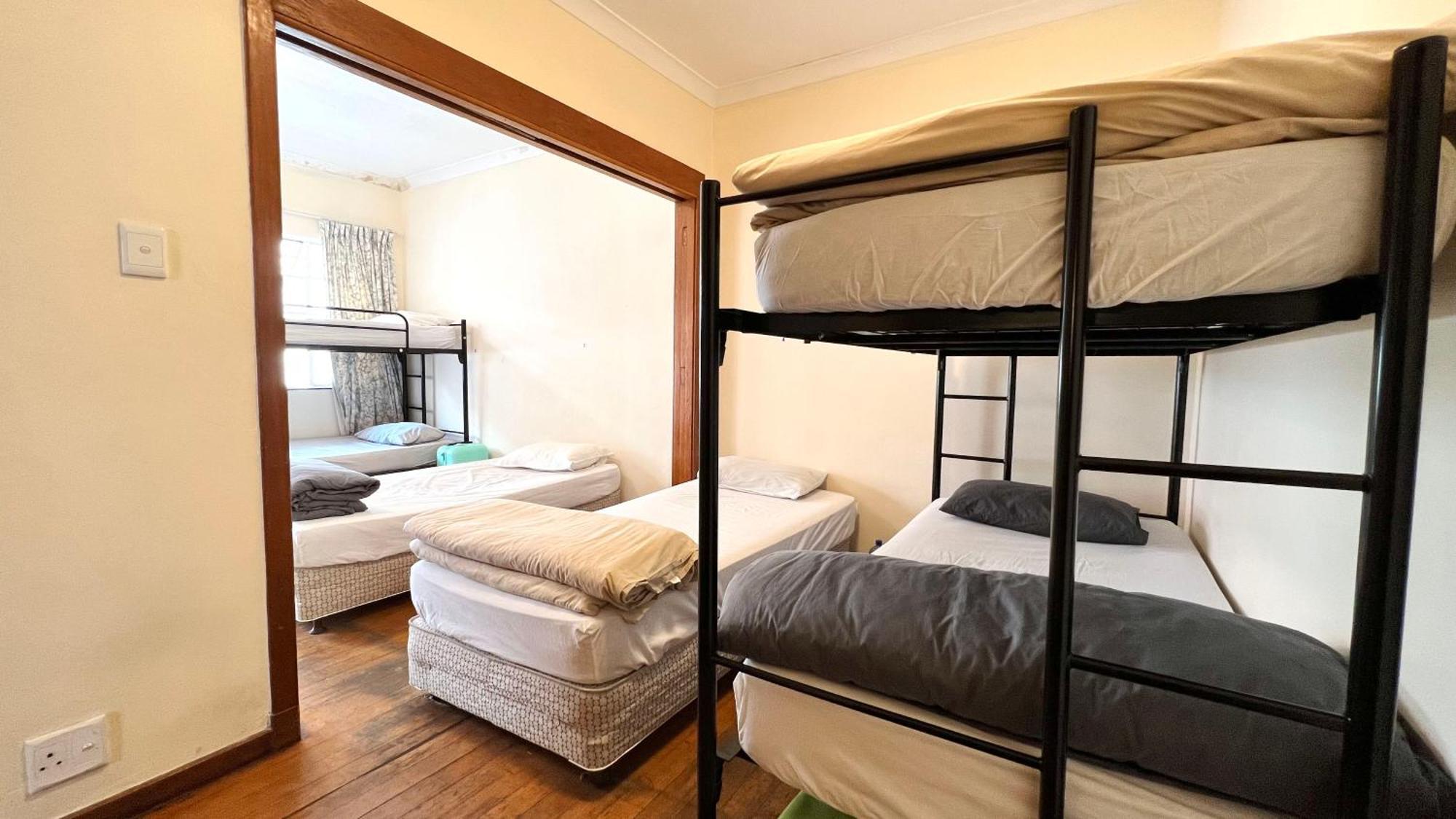 Long Street Backpackers (Adults Only) Hostel Kaapstad Kamer foto