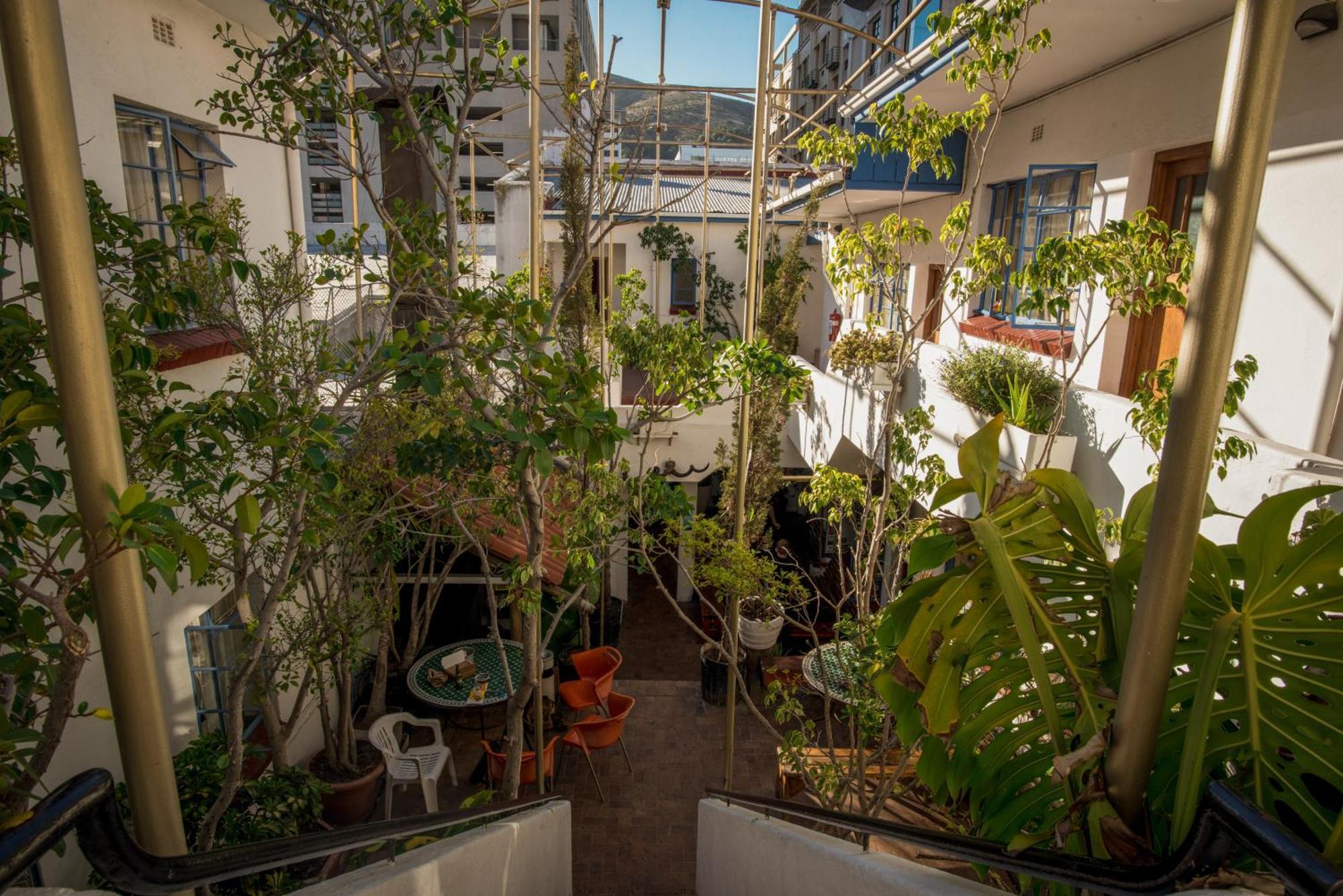 Long Street Backpackers (Adults Only) Hostel Kaapstad Buitenkant foto